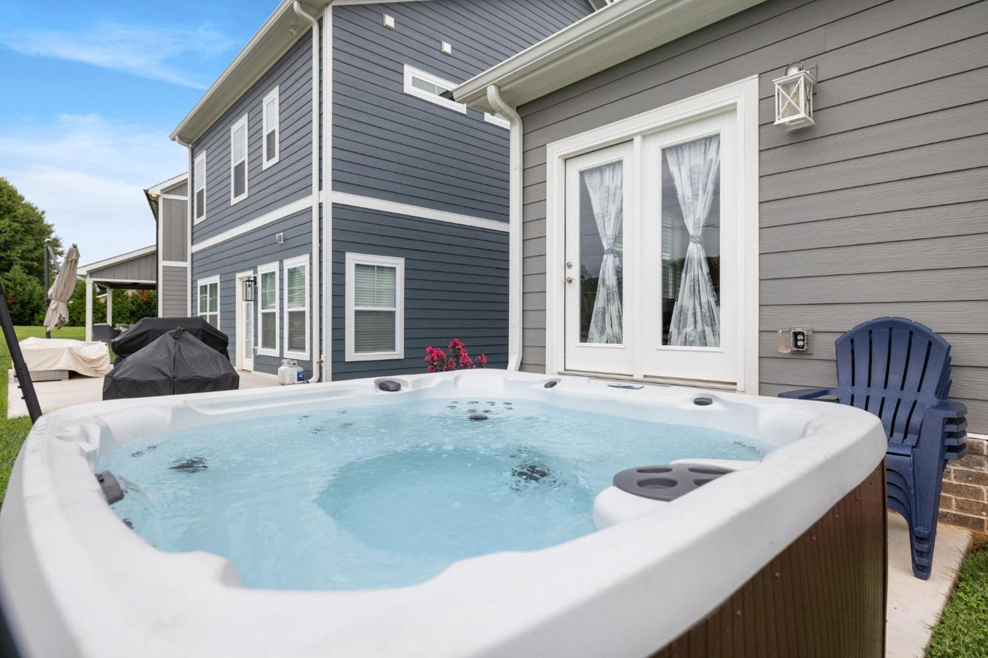 Cozy Lake Cottage W/ Kayaks, Sups, Pool & Firepit Winchester Экстерьер фото